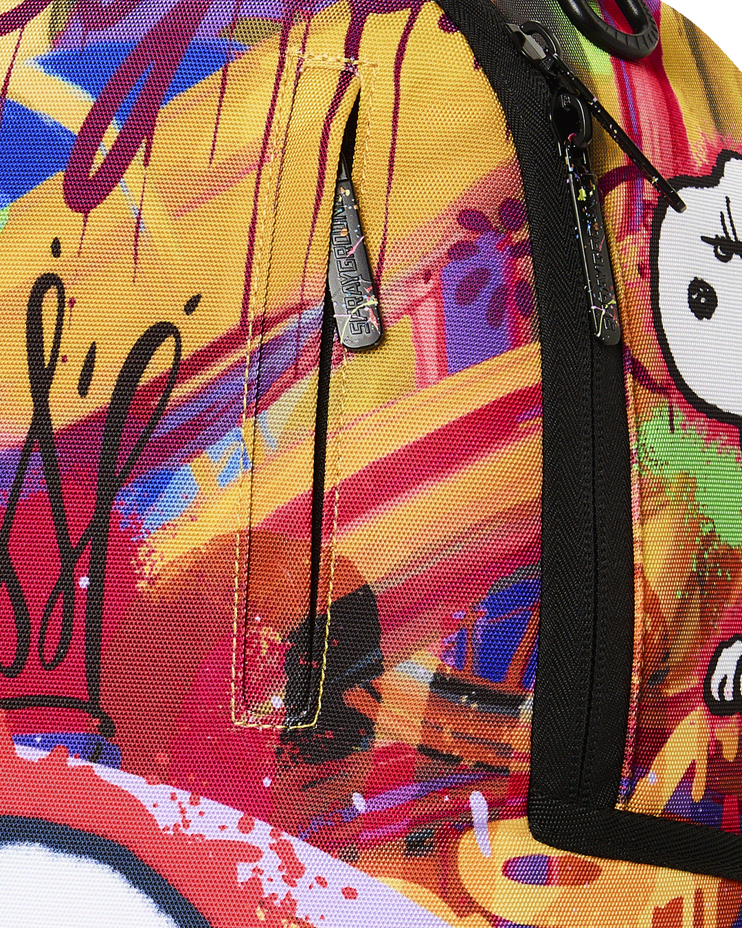 PEANUTS SNOOPY STREET ART DLXSR BACKPACK