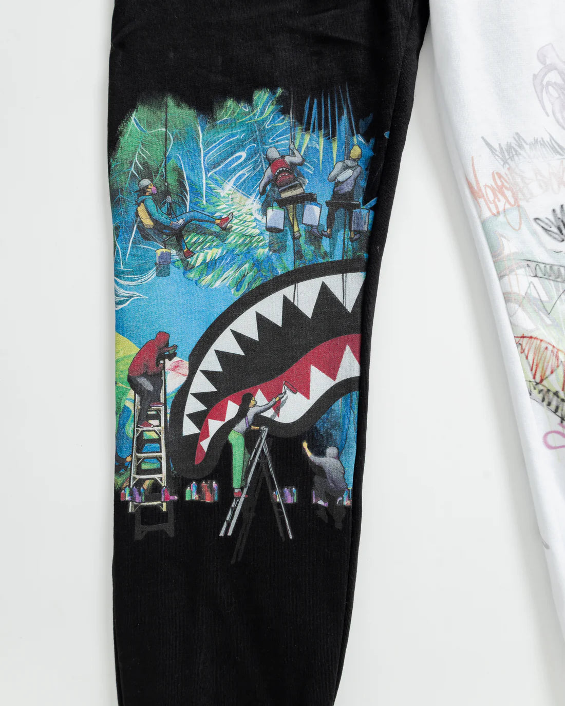 GRAFFITI STYLE SPLIT PANTS
