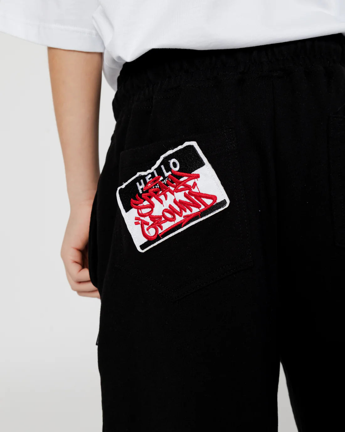 LABEL SHARK CREW SHORTS