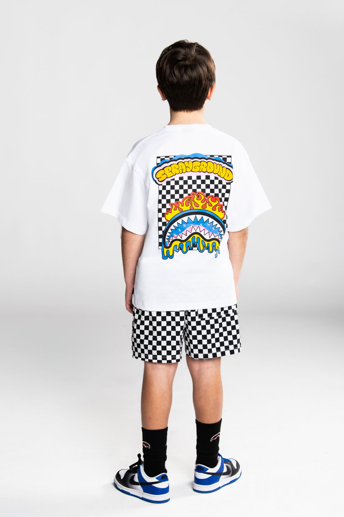 MOSH PIT OVER T-SHIRT